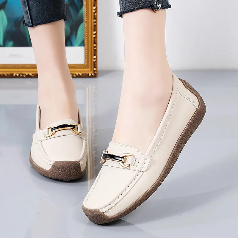 Cushhide Women'S Slip on Loafers Flats Business Casual Soft Microfiber Leather Lightweight Work Flats Walking Shoes Comfortable Penny Flats with Metal Buckle Girl Footwear Flatform Elegant Slipon