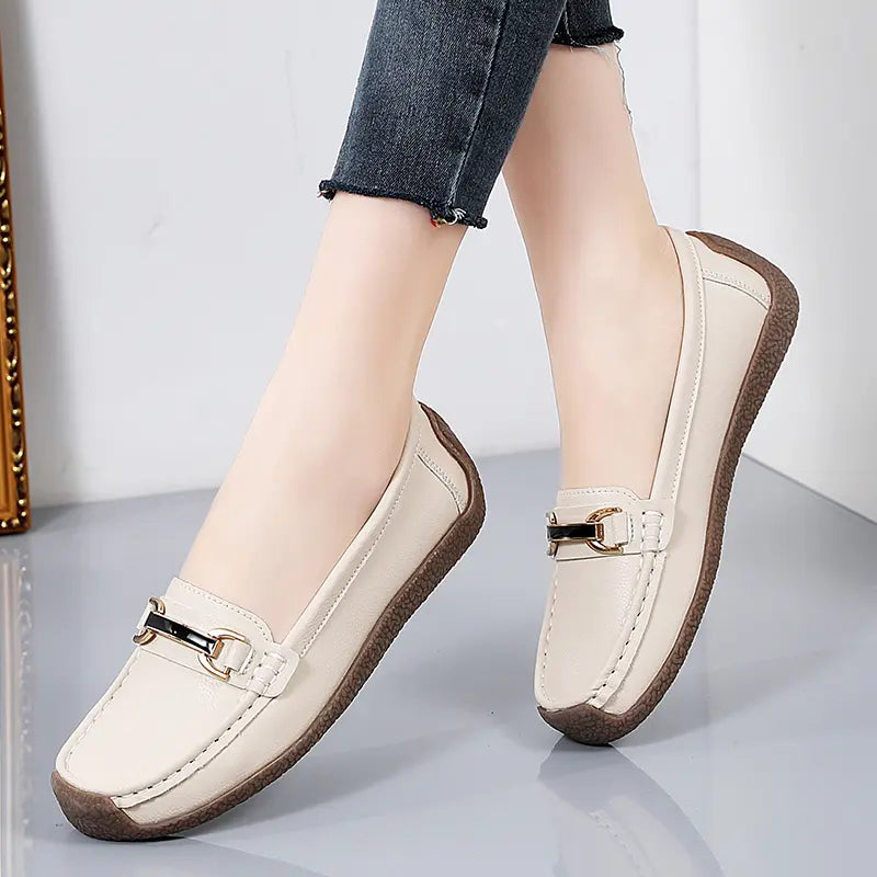 Cushhide Women'S Slip on Loafers Flats Business Casual Soft Microfiber Leather Lightweight Work Flats Walking Shoes Comfortable Penny Flats with Metal Buckle Girl Footwear Flatform Elegant Slipon